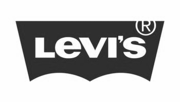 Schwarz-weißes Levi's-Logo mit dem Markennamen in fetten, weißen Buchstaben auf schwarzem Hintergrund in Form eines gebogenen Rechtecks. Das Symbol für das eingetragene Warenzeichen erscheint in der oberen rechten Ecke.